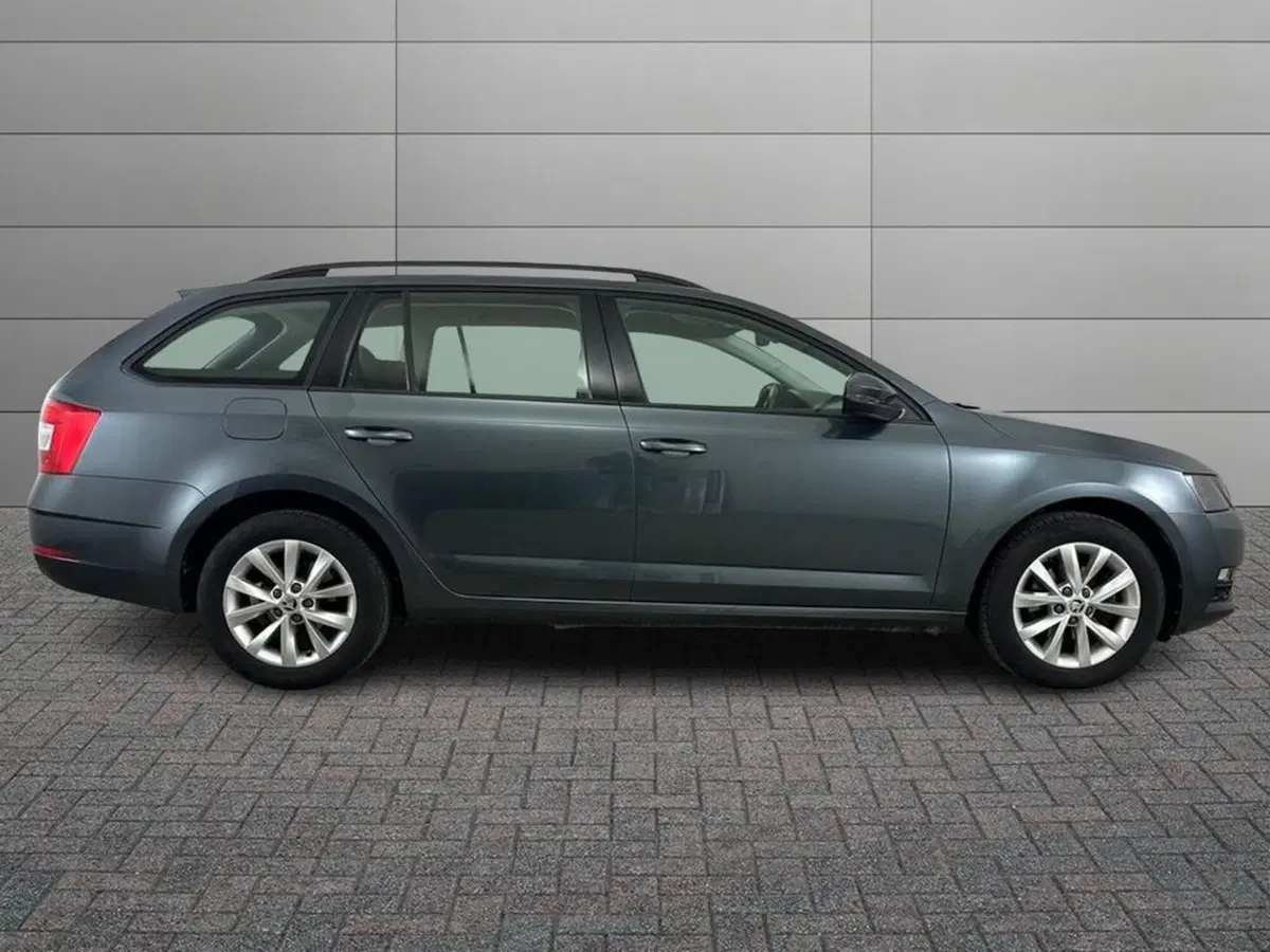 Skoda Octavia Station Wagon usata a Bolzano (5)