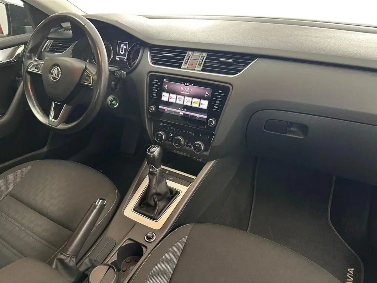 Skoda Octavia Station Wagon usata a Bolzano (9)
