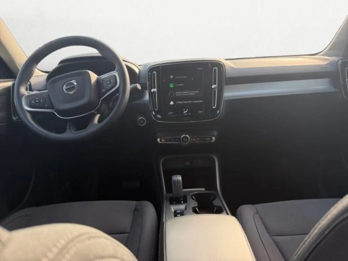 Volvo XC40 usata a Udine (10)