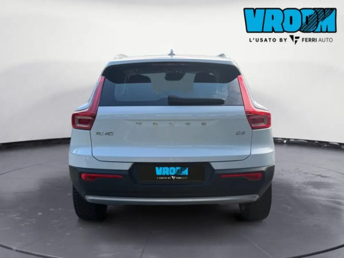 Volvo XC40 usata a Udine (6)