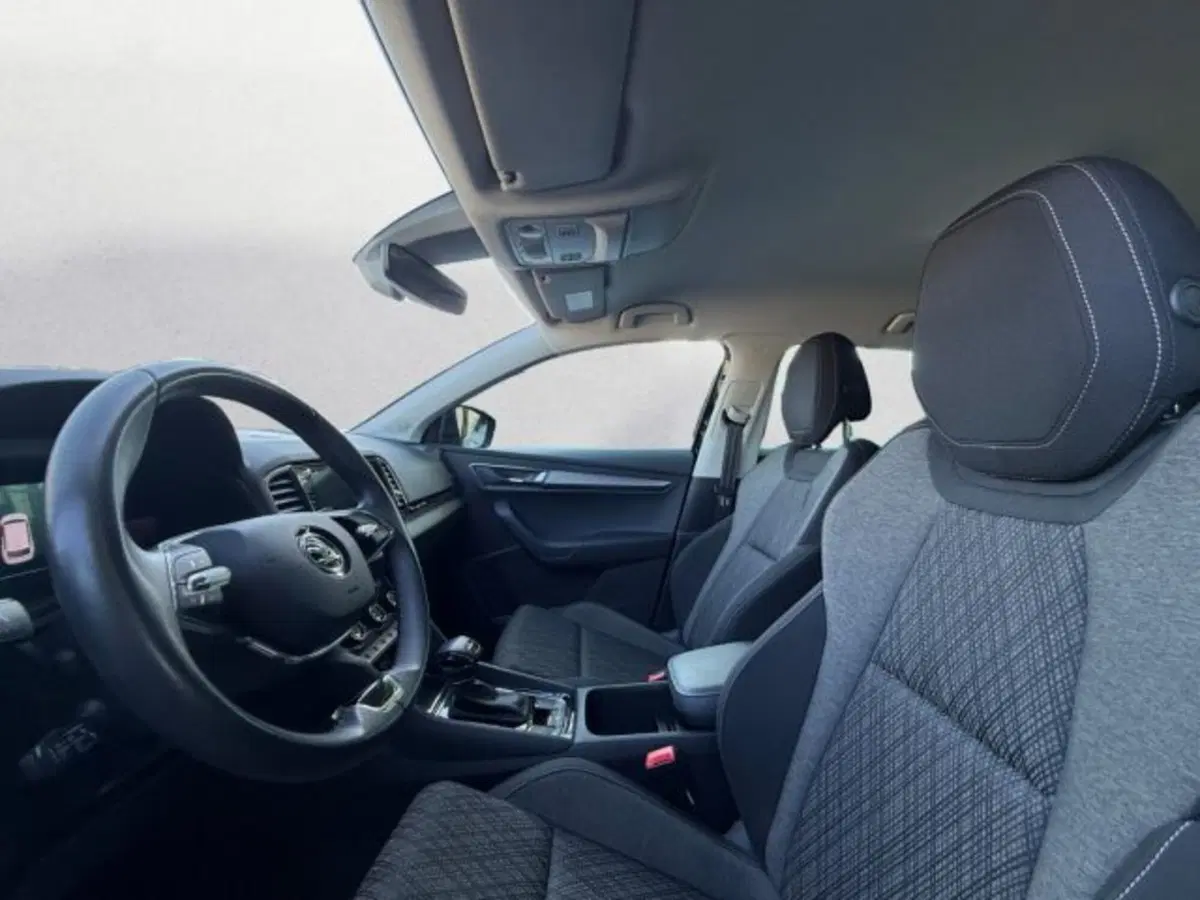 Skoda Karoq usata a Udine (8)