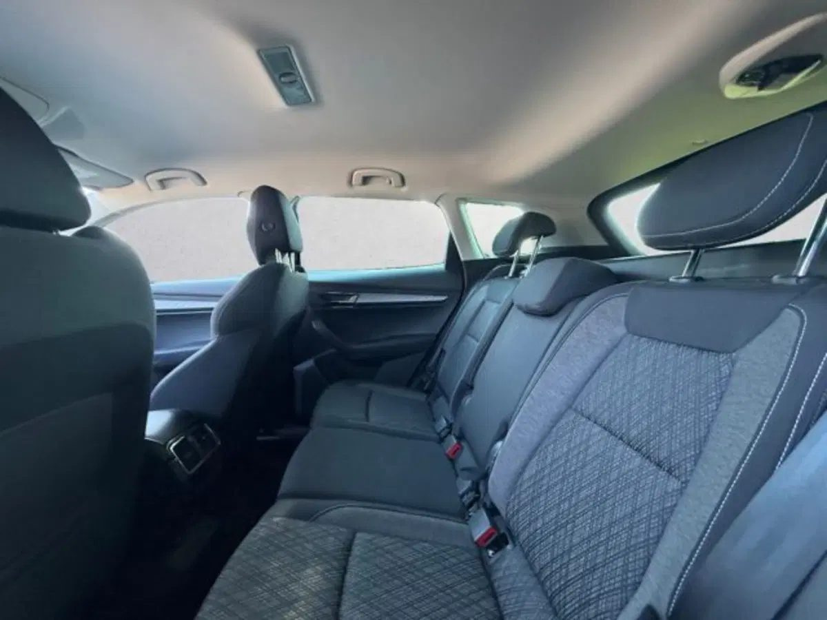 Skoda Karoq usata a Udine (9)