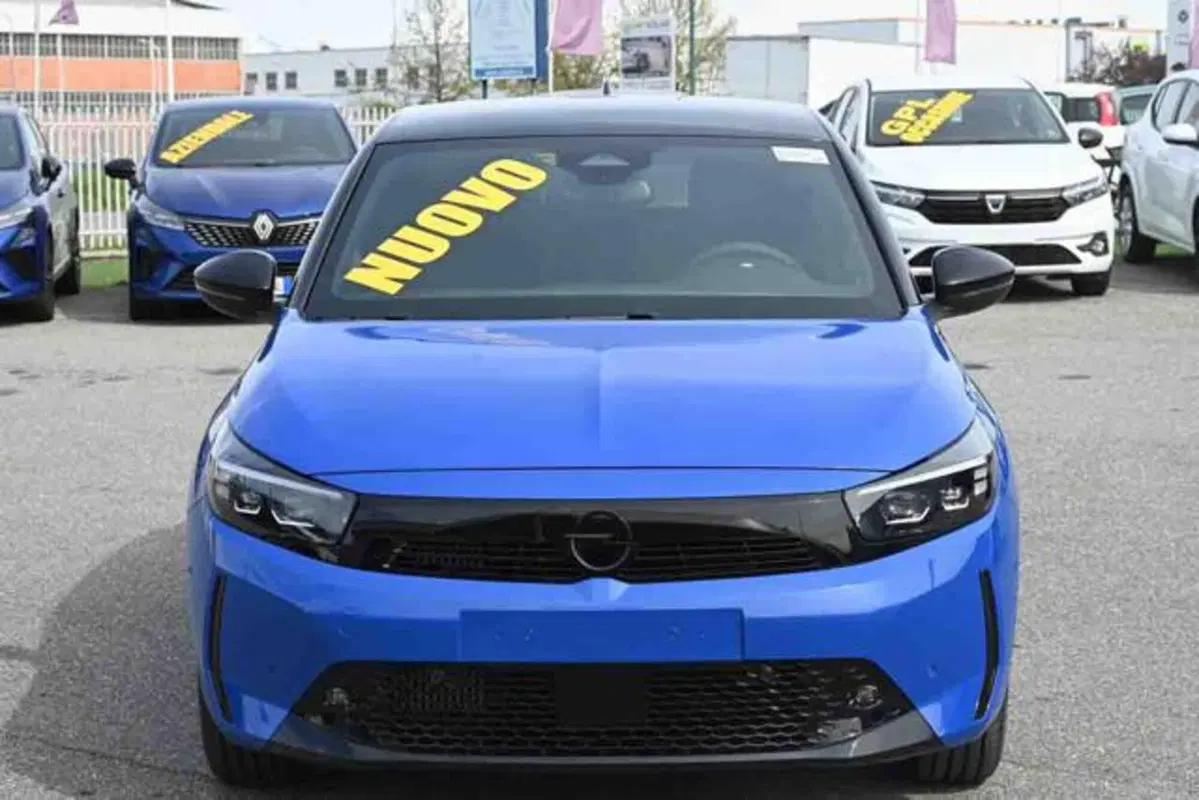 Opel Corsa nuova a Torino (18)