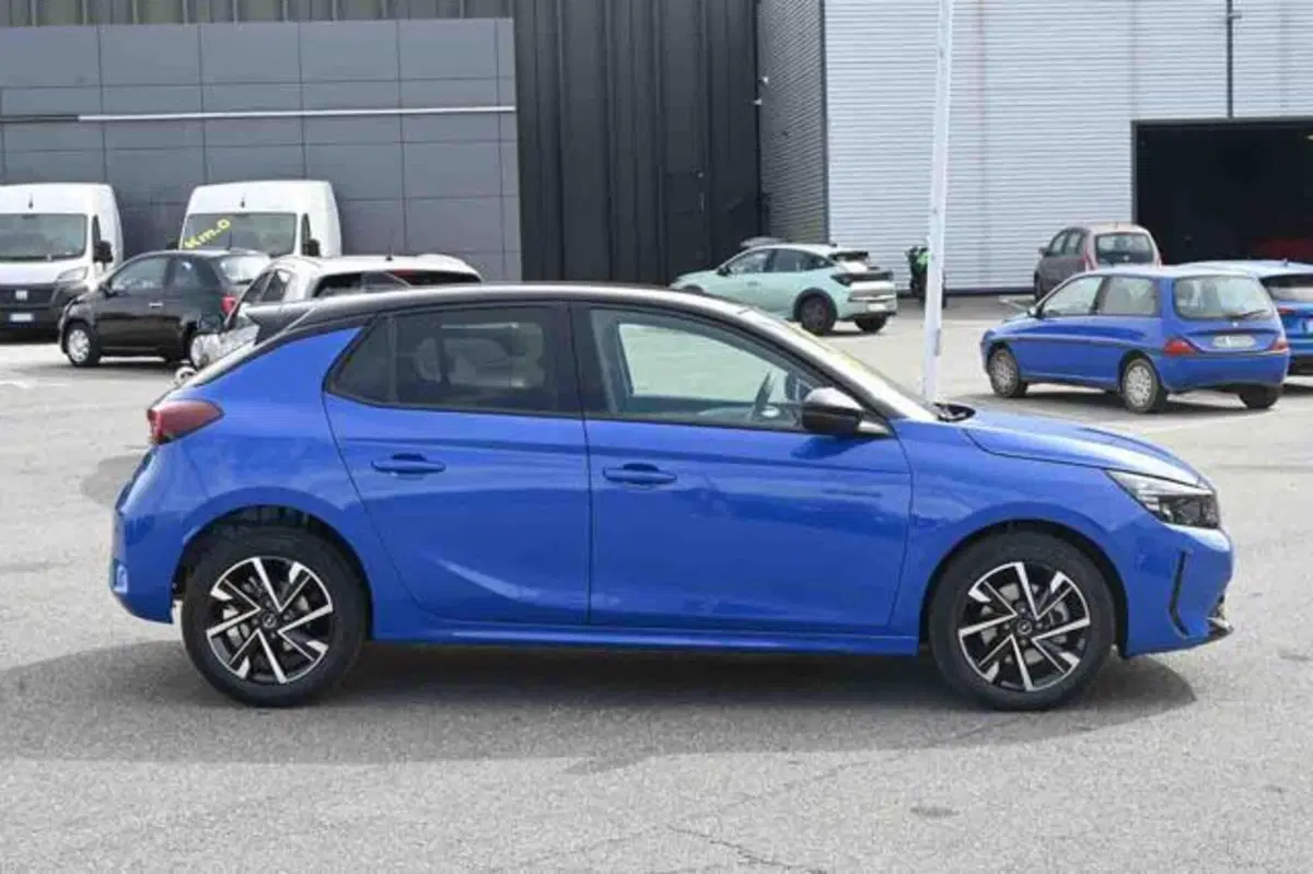 Opel Corsa nuova a Torino (19)