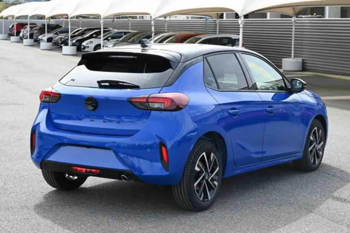Opel Corsa nuova a Torino (3)
