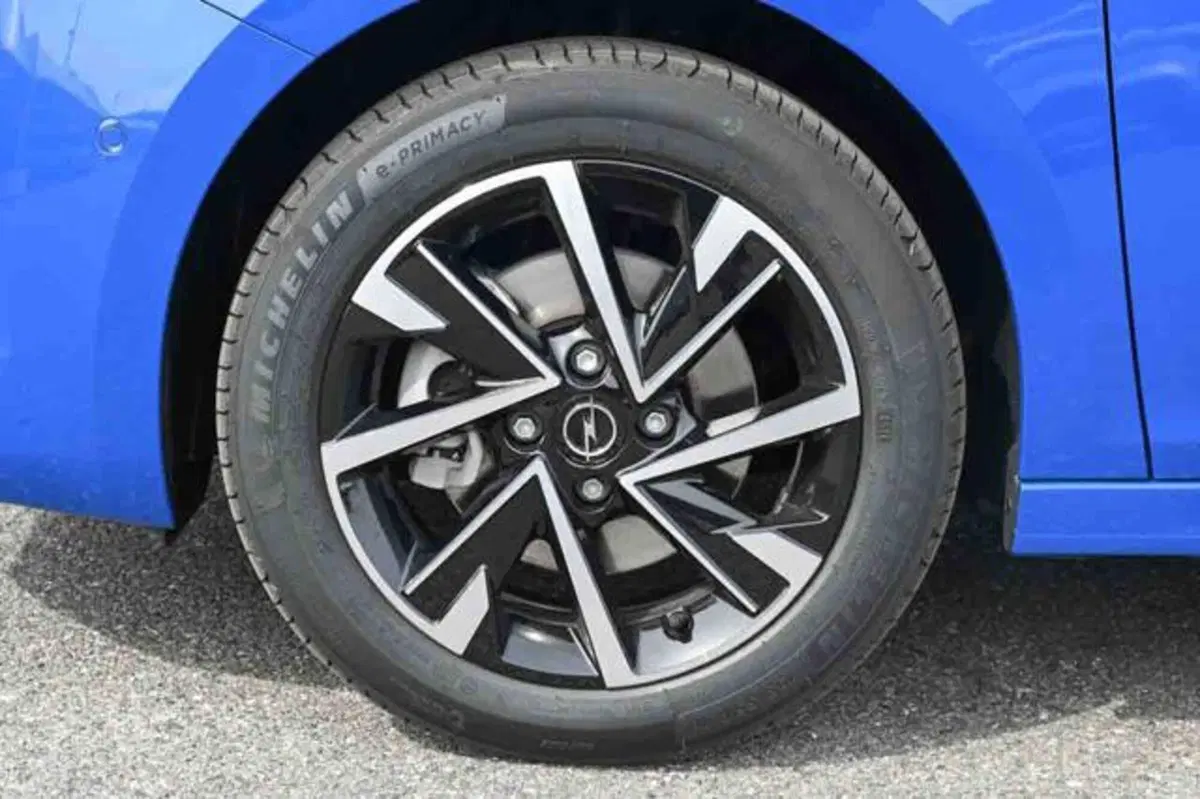 Opel Corsa nuova a Torino (6)
