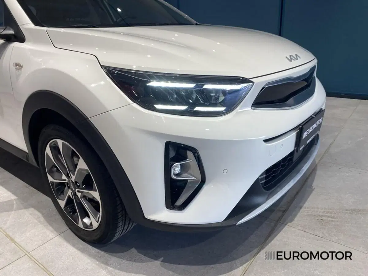 Kia Stonic usata a Bari (4)