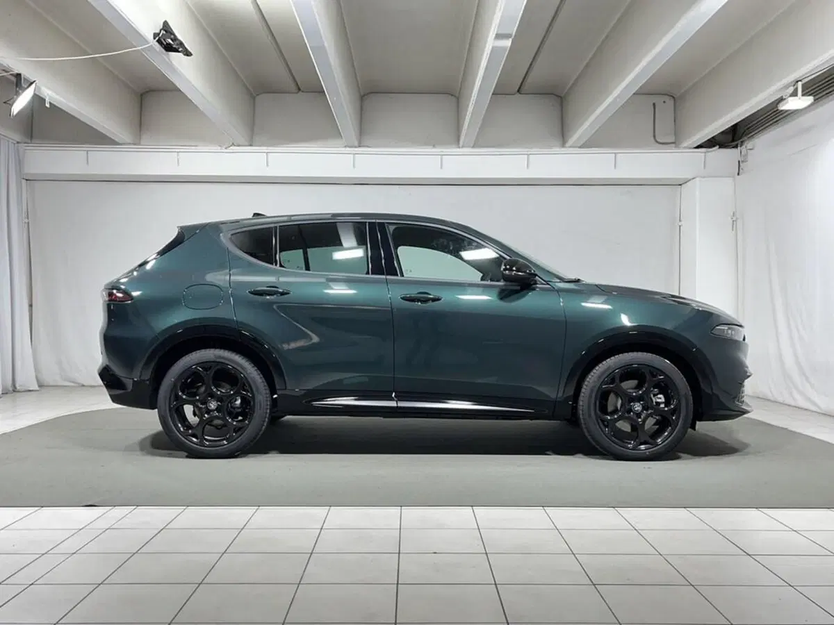 Alfa Romeo Tonale nuova a Sondrio (6)