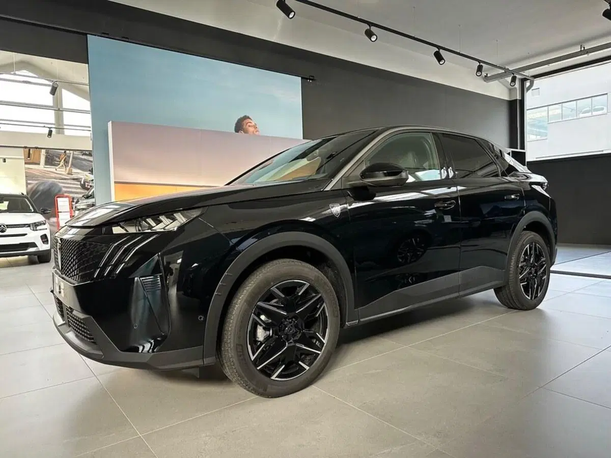 Peugeot 3008 nuova a Sondrio (2)
