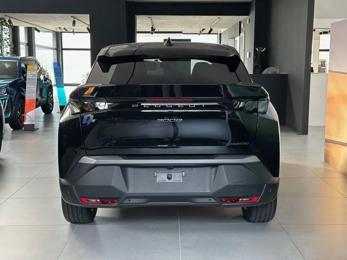 Peugeot 3008 nuova a Sondrio (4)