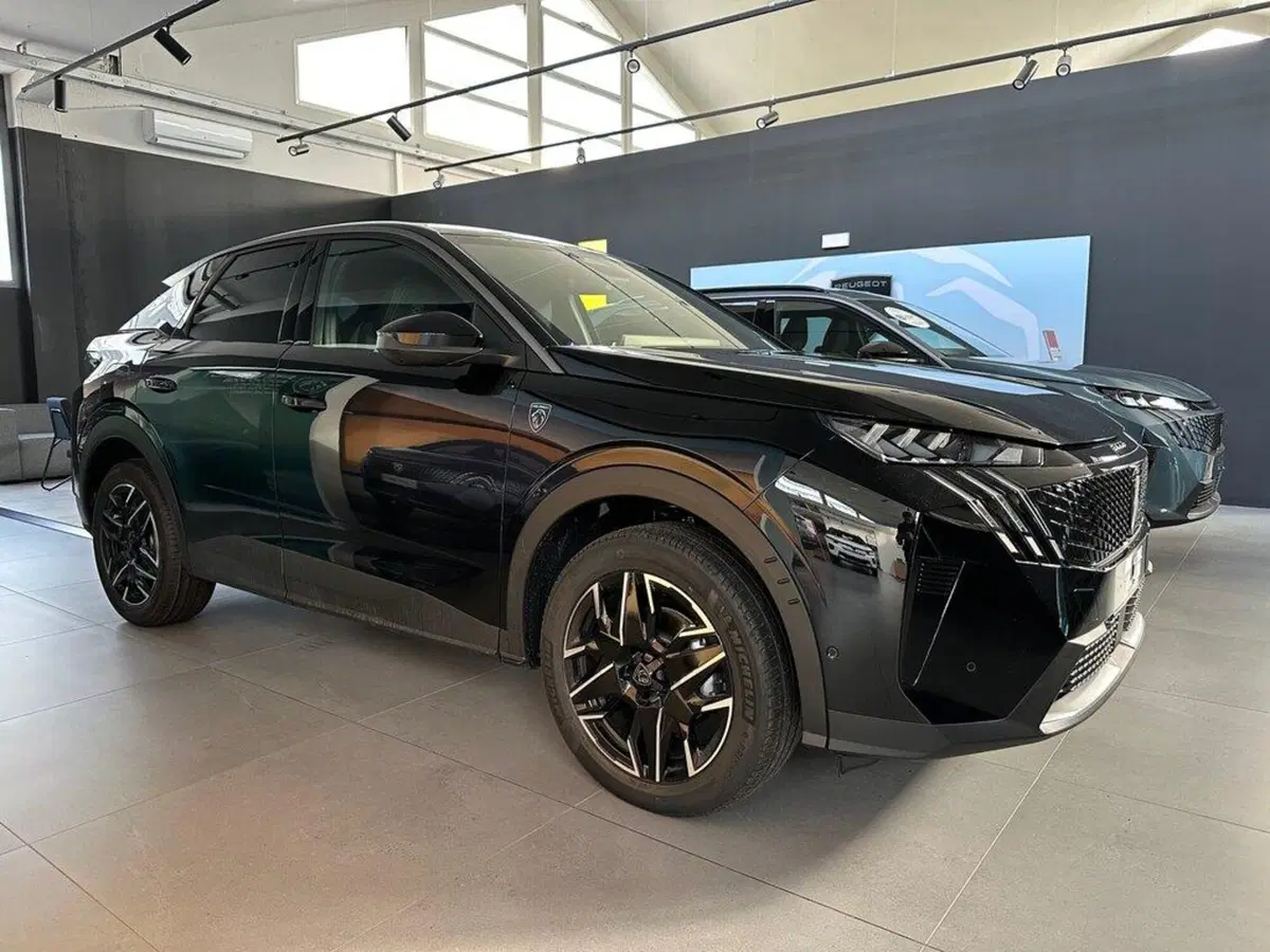 Peugeot 3008 nuova a Sondrio (6)