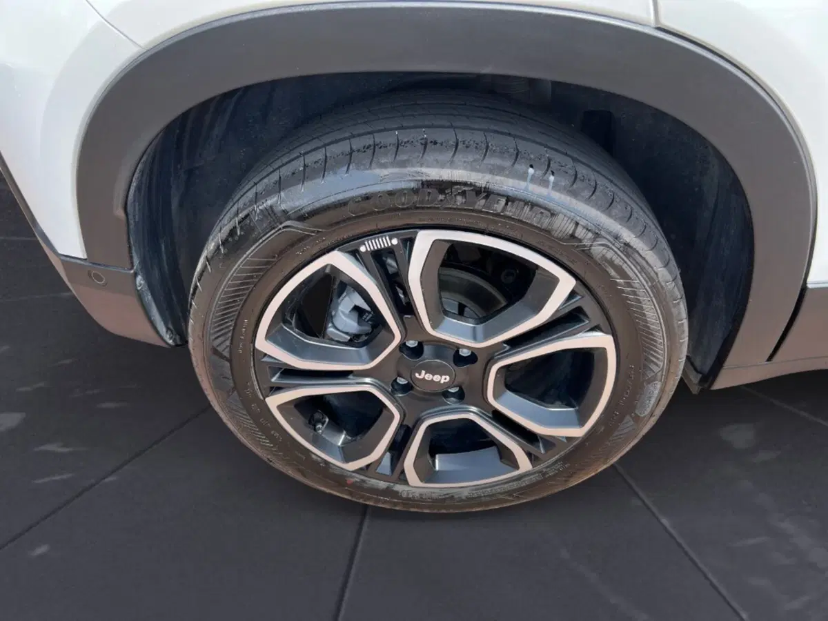 Jeep Avenger usata a Verona (7)