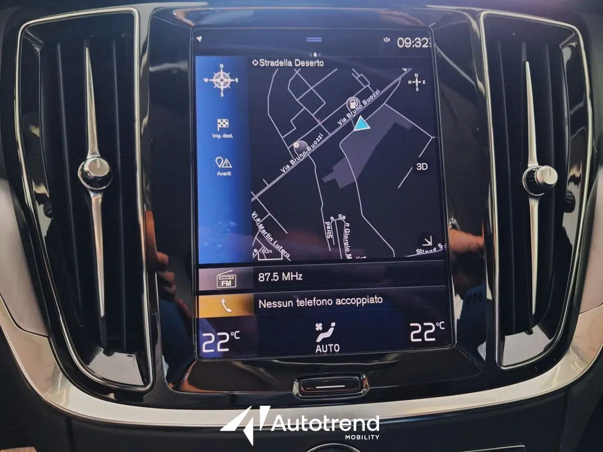 Volvo V60 usata a Bari (10)