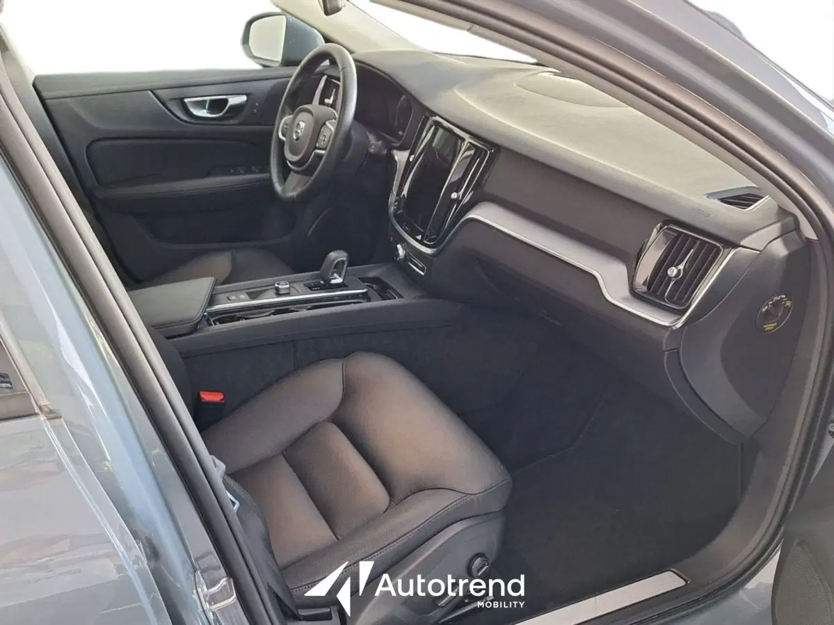 Volvo V60 usata a Bari (7)