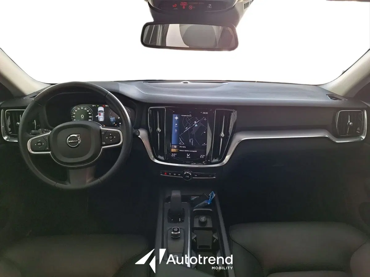 Volvo V60 usata a Bari (9)