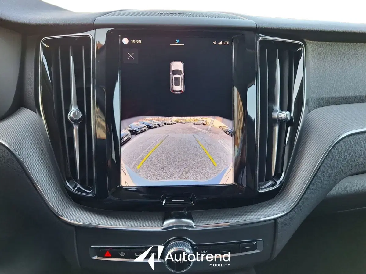 Volvo XC60 usata a Bari (14)