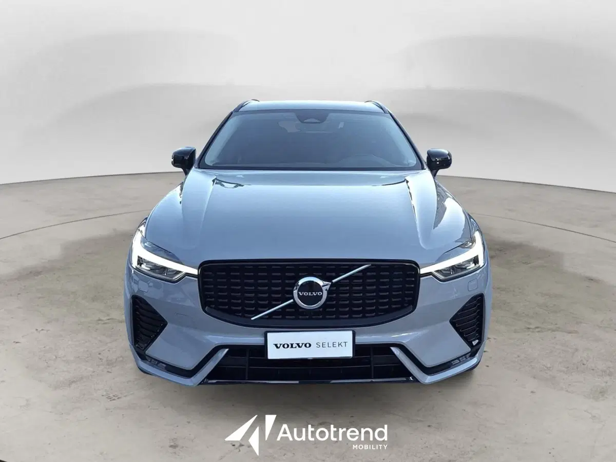 Volvo XC60 usata a Bari (3)