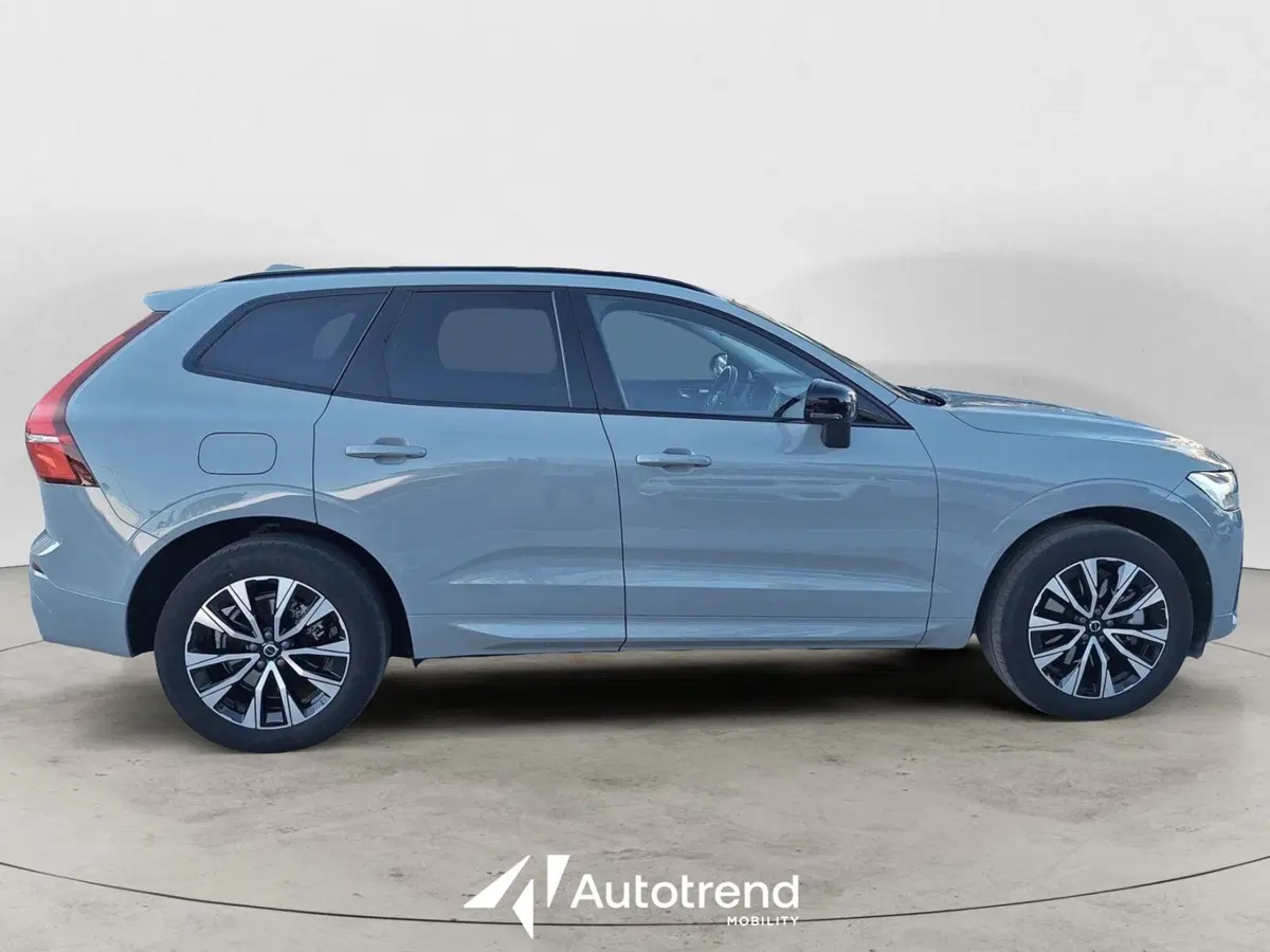Volvo XC60 usata a Bari (4)
