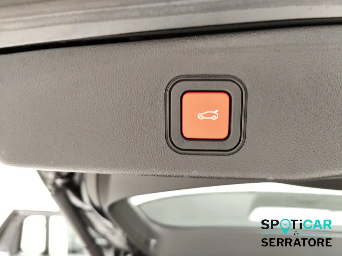 Jeep Avenger usata a Como (12)