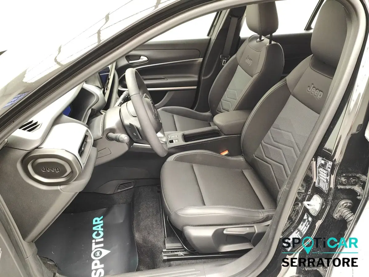 Jeep Avenger usata a Como (9)