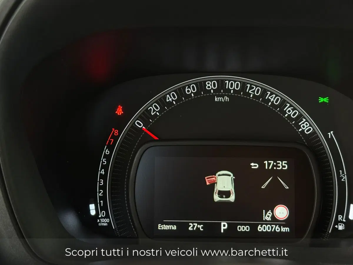 Toyota Aygo X usata a Brescia (14)
