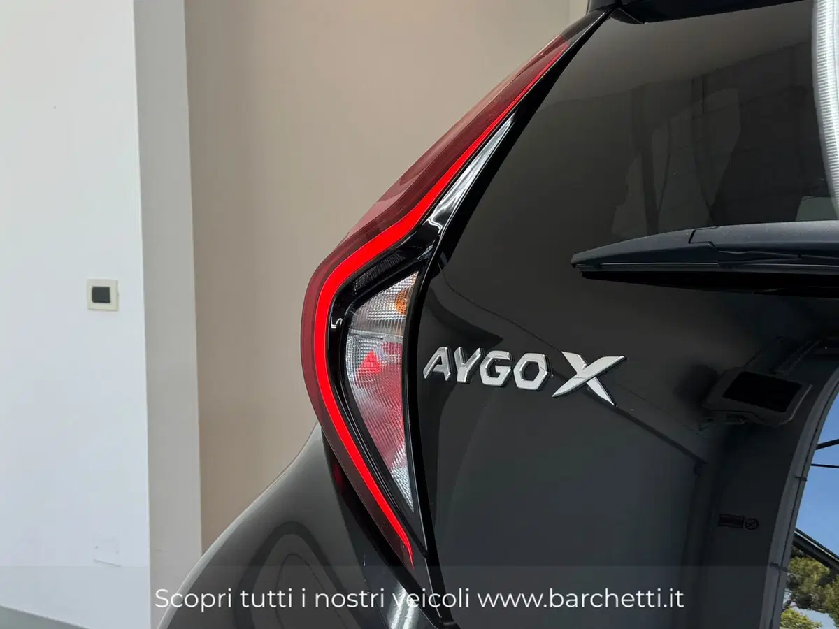 Toyota Aygo X usata a Brescia (7)
