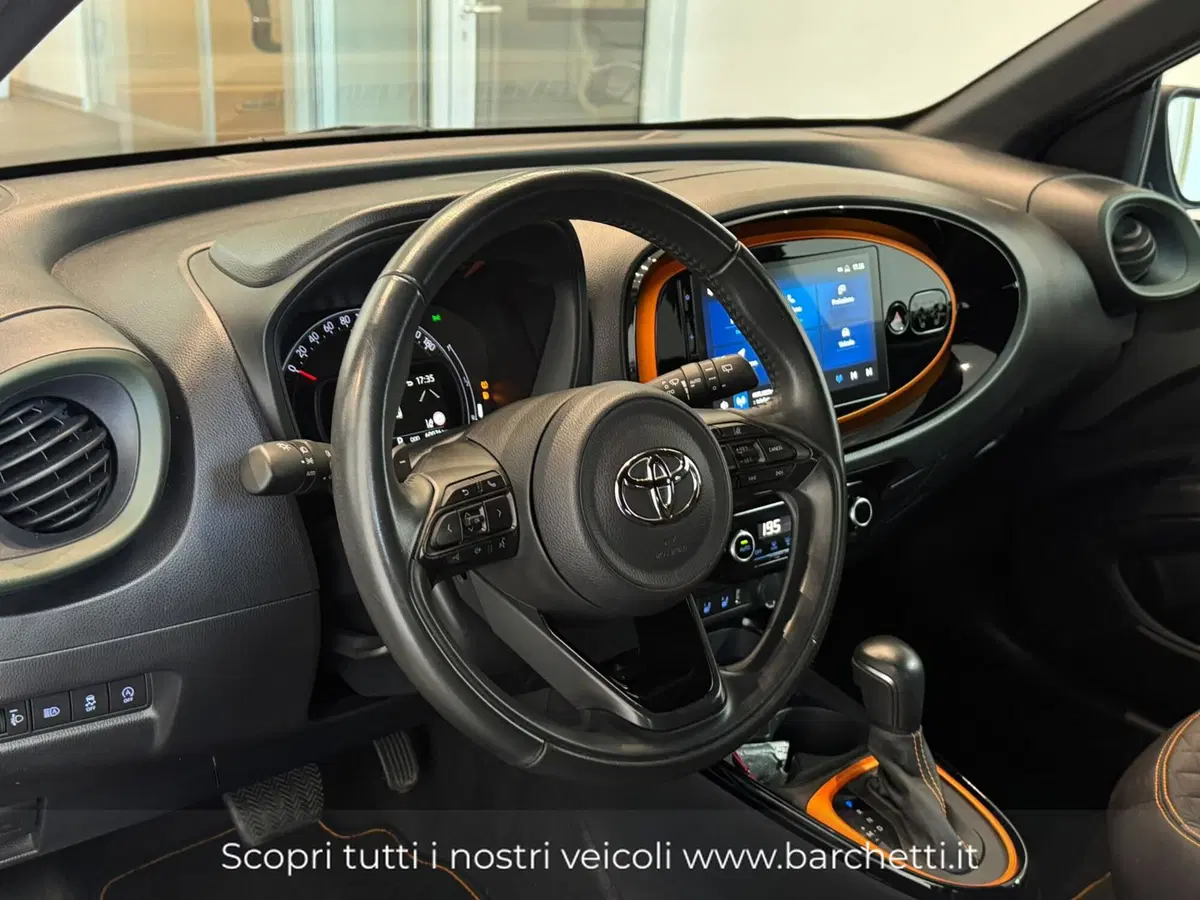 Toyota Aygo X usata a Brescia (8)