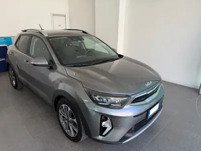 Kia Stonic 1.2 DPI Style del 2023 usata a Castellammare di Stabia