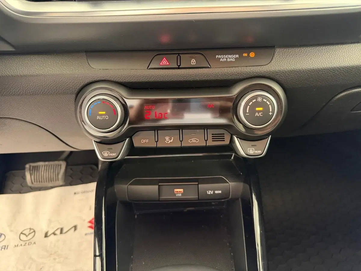 Kia Stonic usata a Napoli (16)