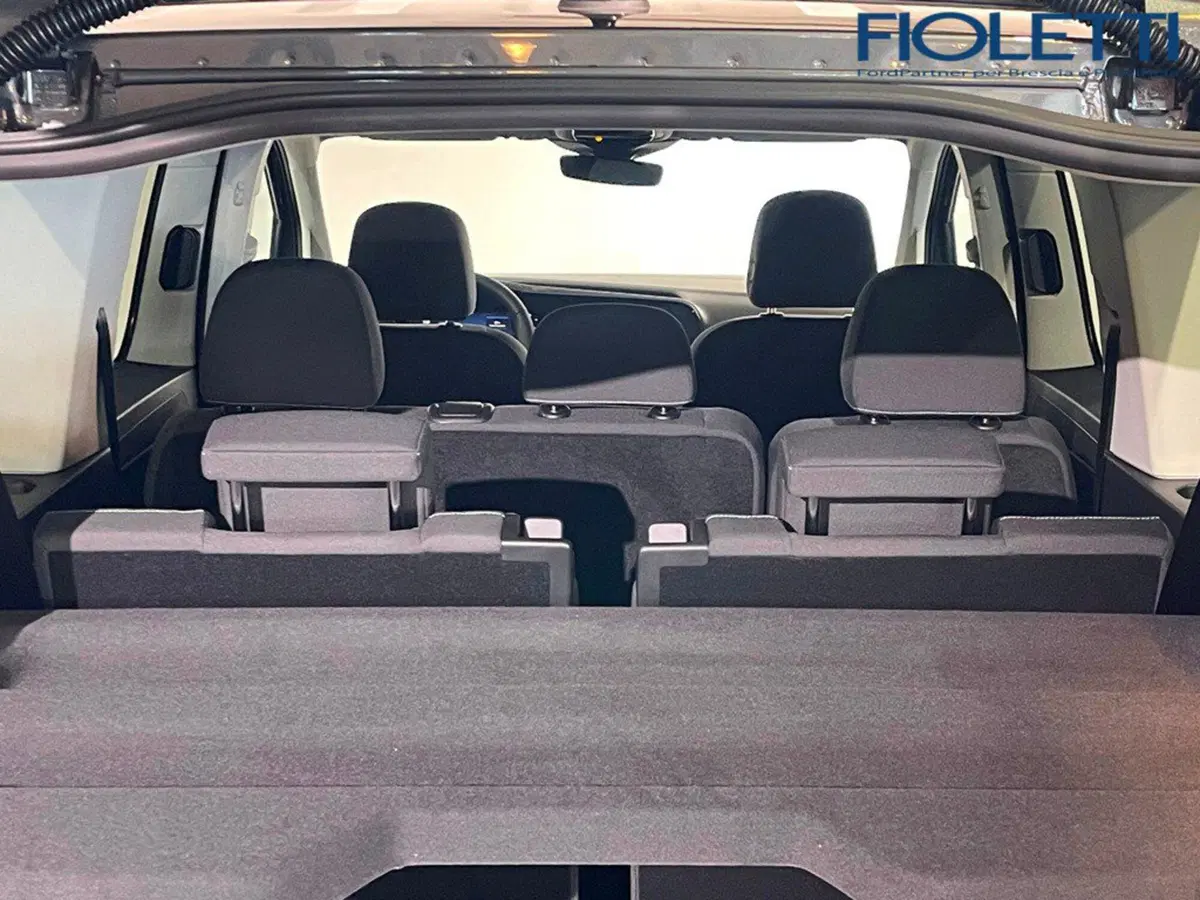 Ford Tourneo Connect usata a Brescia (15)