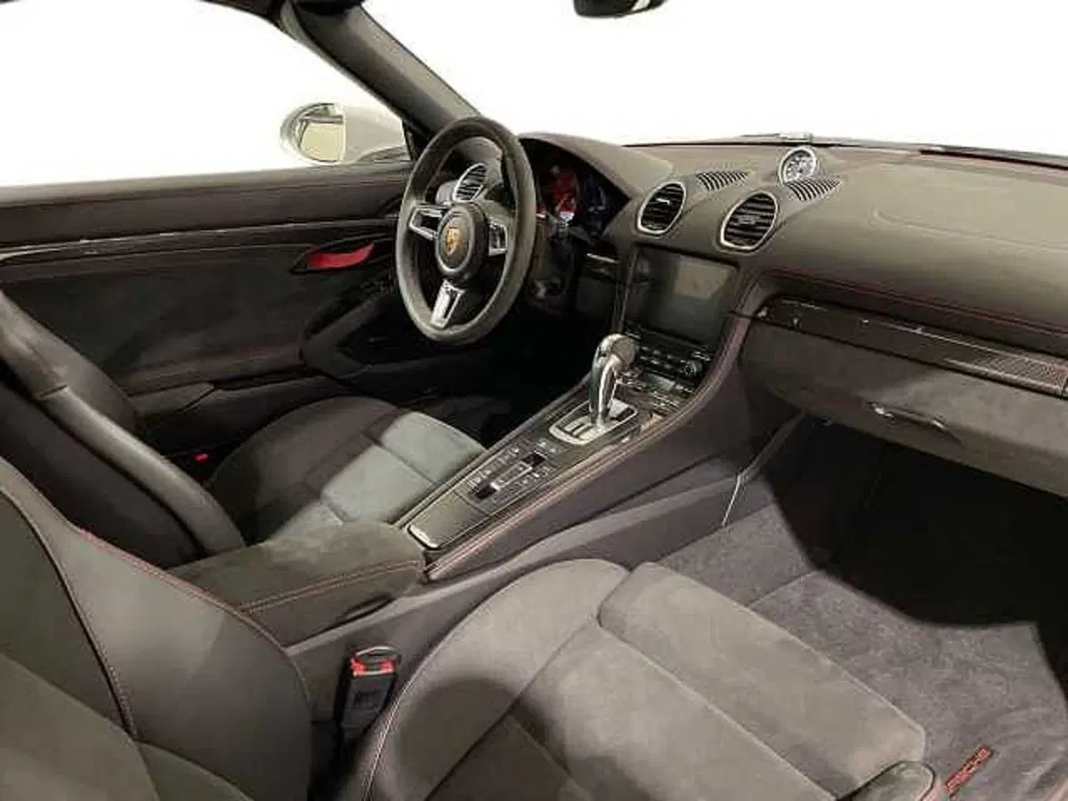 Porsche 718 Boxster  usata a Napoli (13)