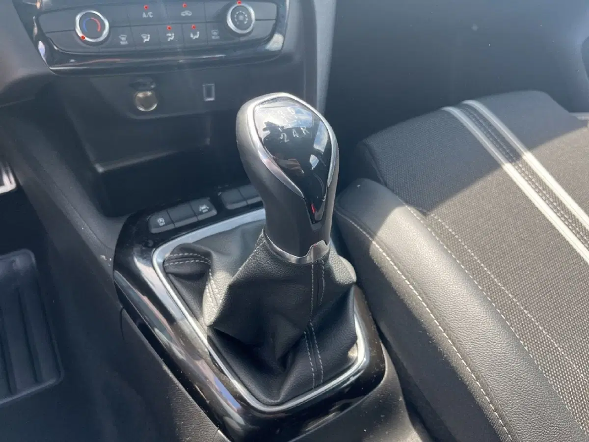 Opel Corsa usata a Torino (13)