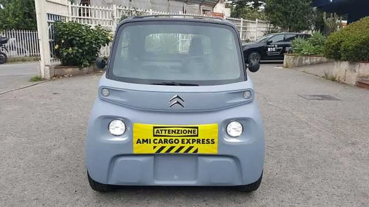 Citroen Ami usata a Messina (8)