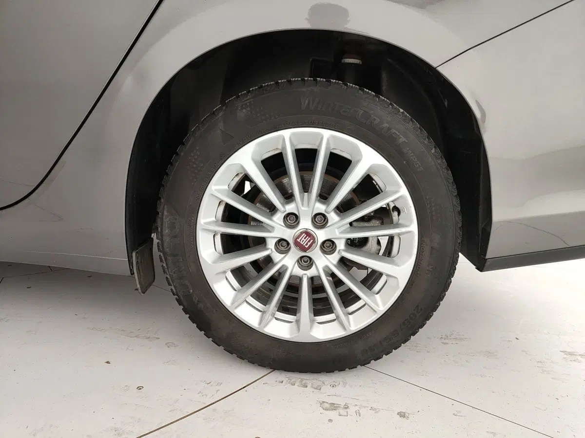 Fiat Tipo Station Wagon usata a Caserta (10)