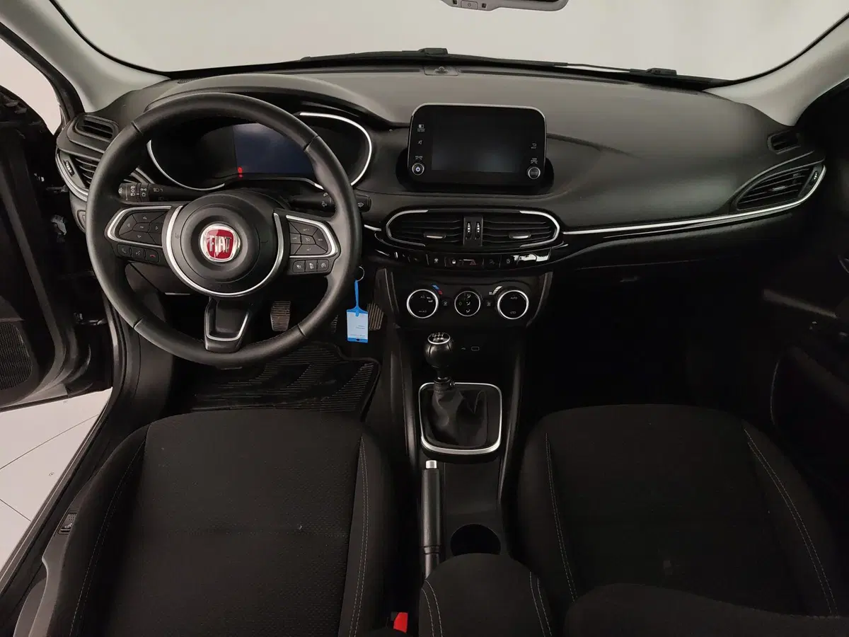 Fiat Tipo Station Wagon usata a Caserta (14)
