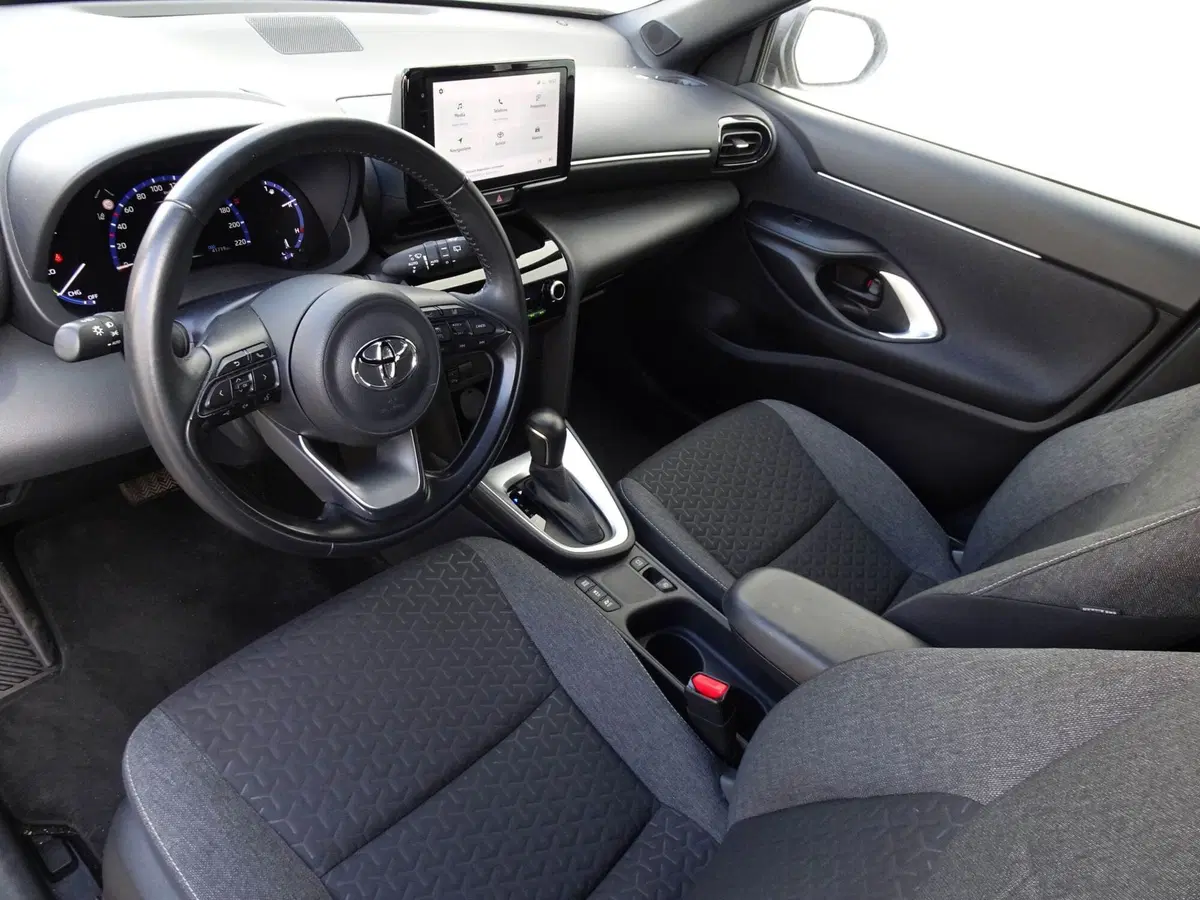 Toyota Yaris Cross usata a Venezia (7)