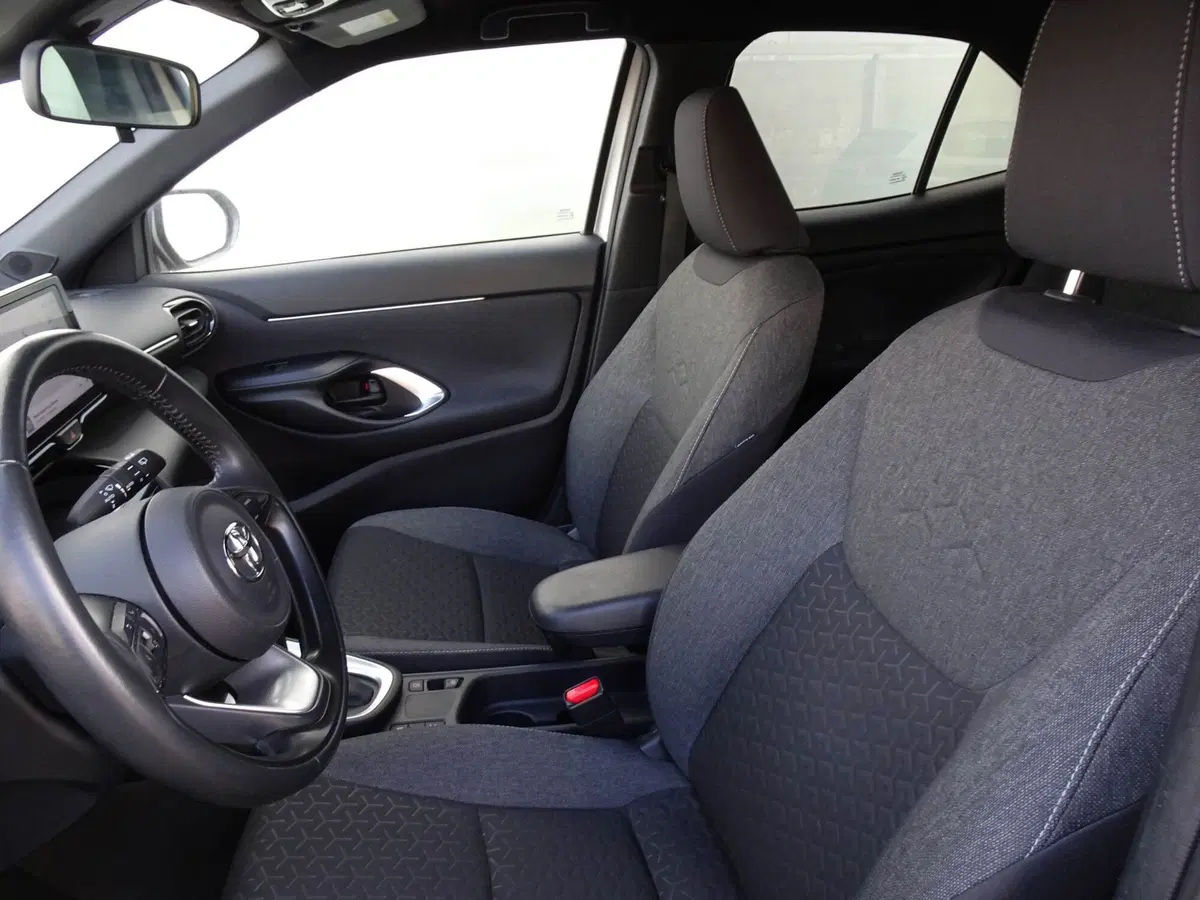 Toyota Yaris Cross usata a Venezia (8)