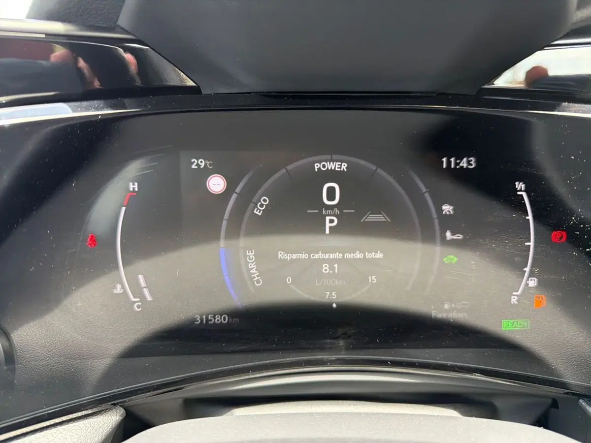 Lexus NX usata a Siracusa (9)