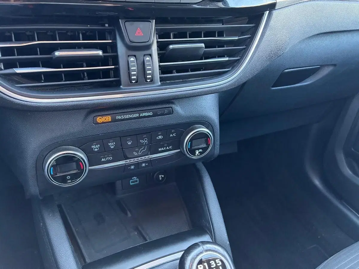 Ford Kuga usata a Prato (12)