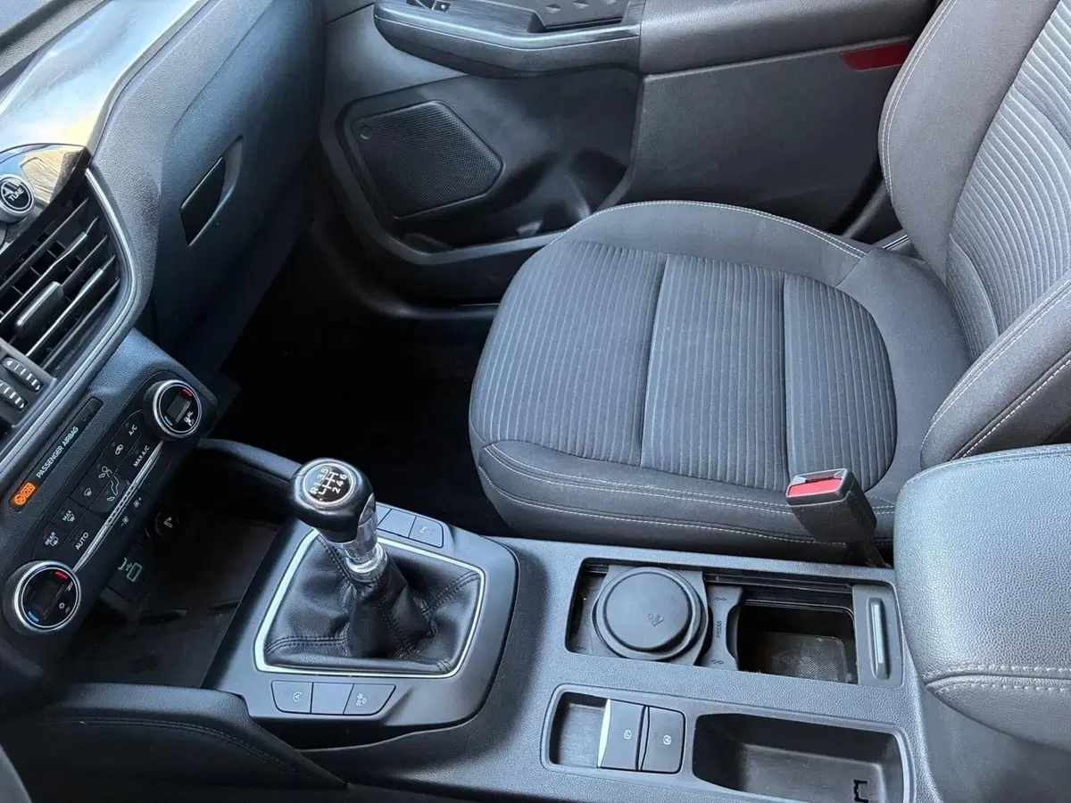 Ford Kuga usata a Prato (9)