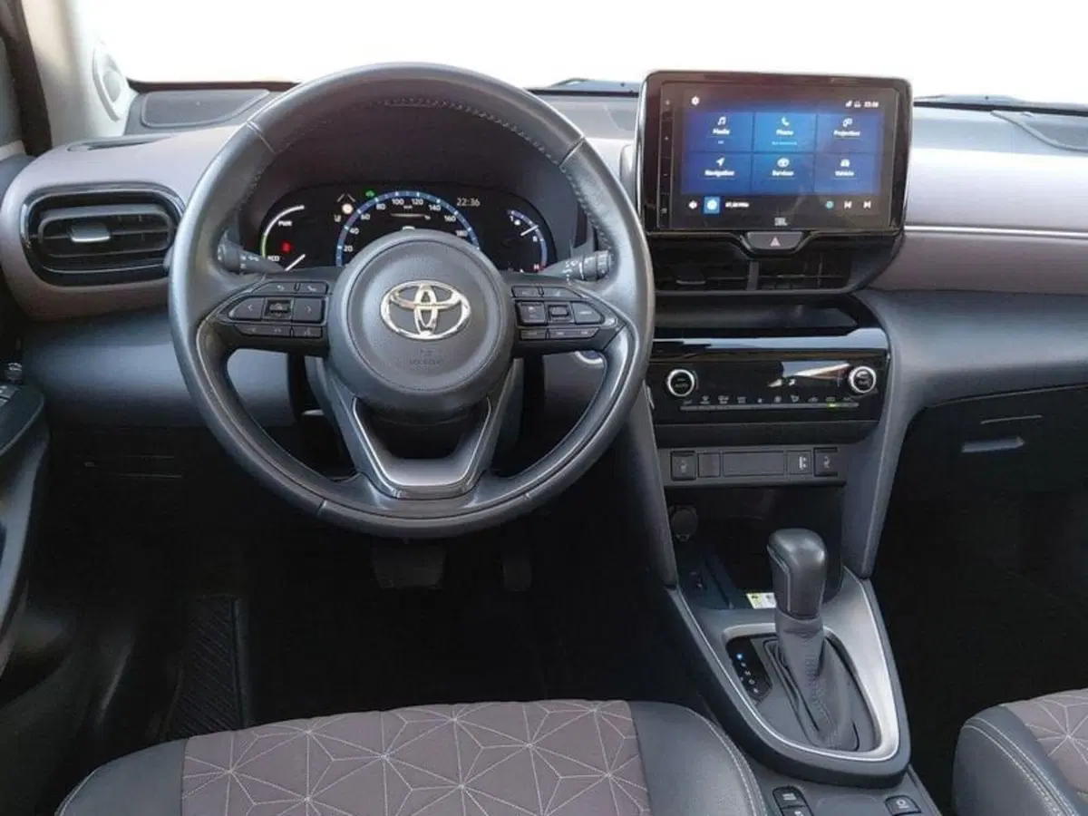 Toyota Yaris Cross usata a Cagliari (9)