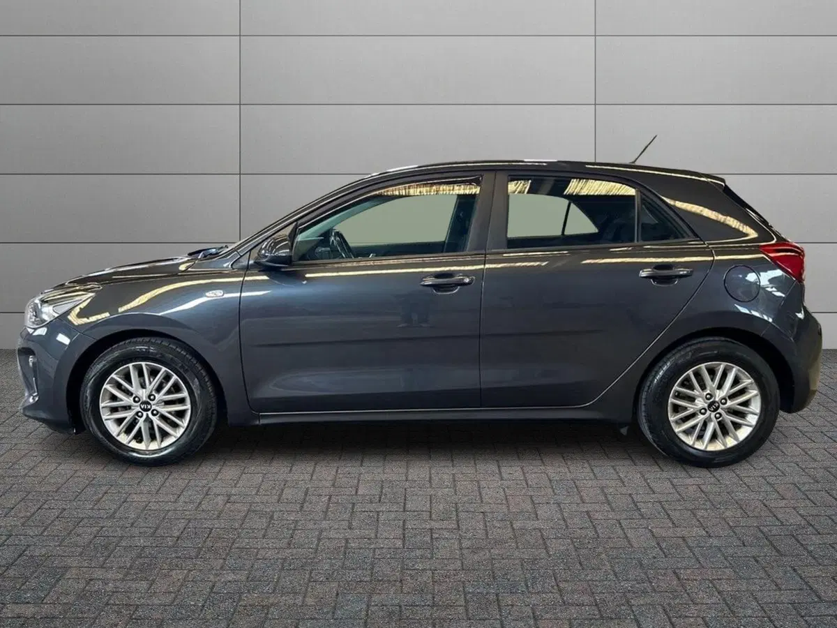 Kia Rio usata a Milano (2)