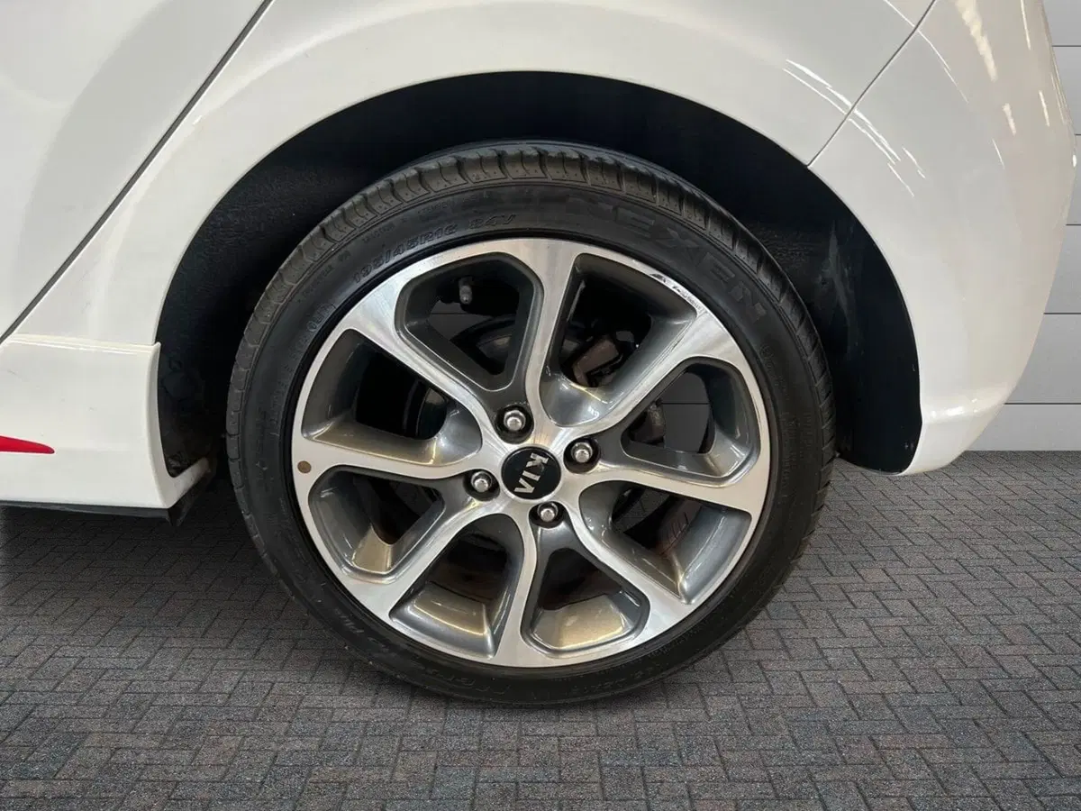 Kia Picanto usata a Milano (6)