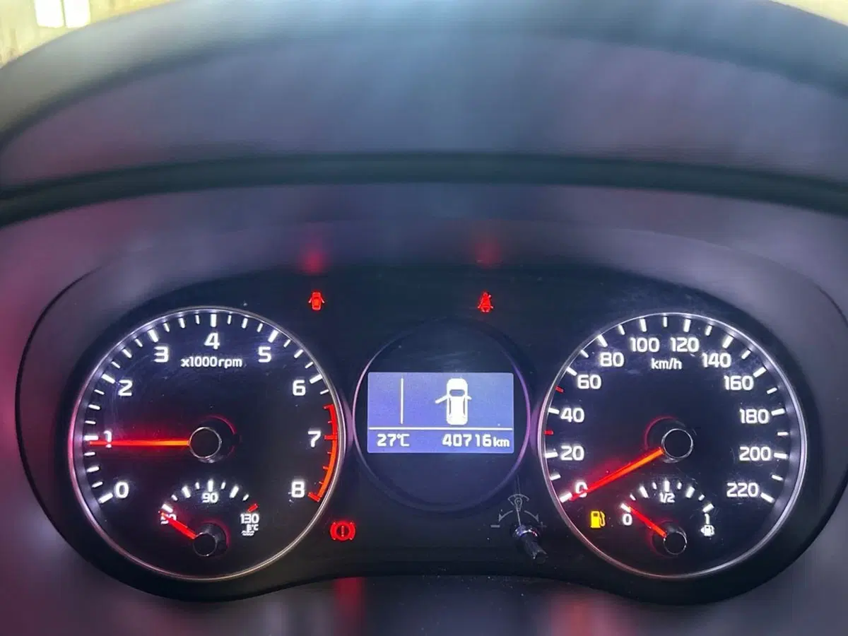 Kia Picanto usata a Milano (8)