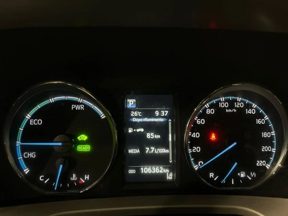 Toyota Rav4 usata a Milano (11)