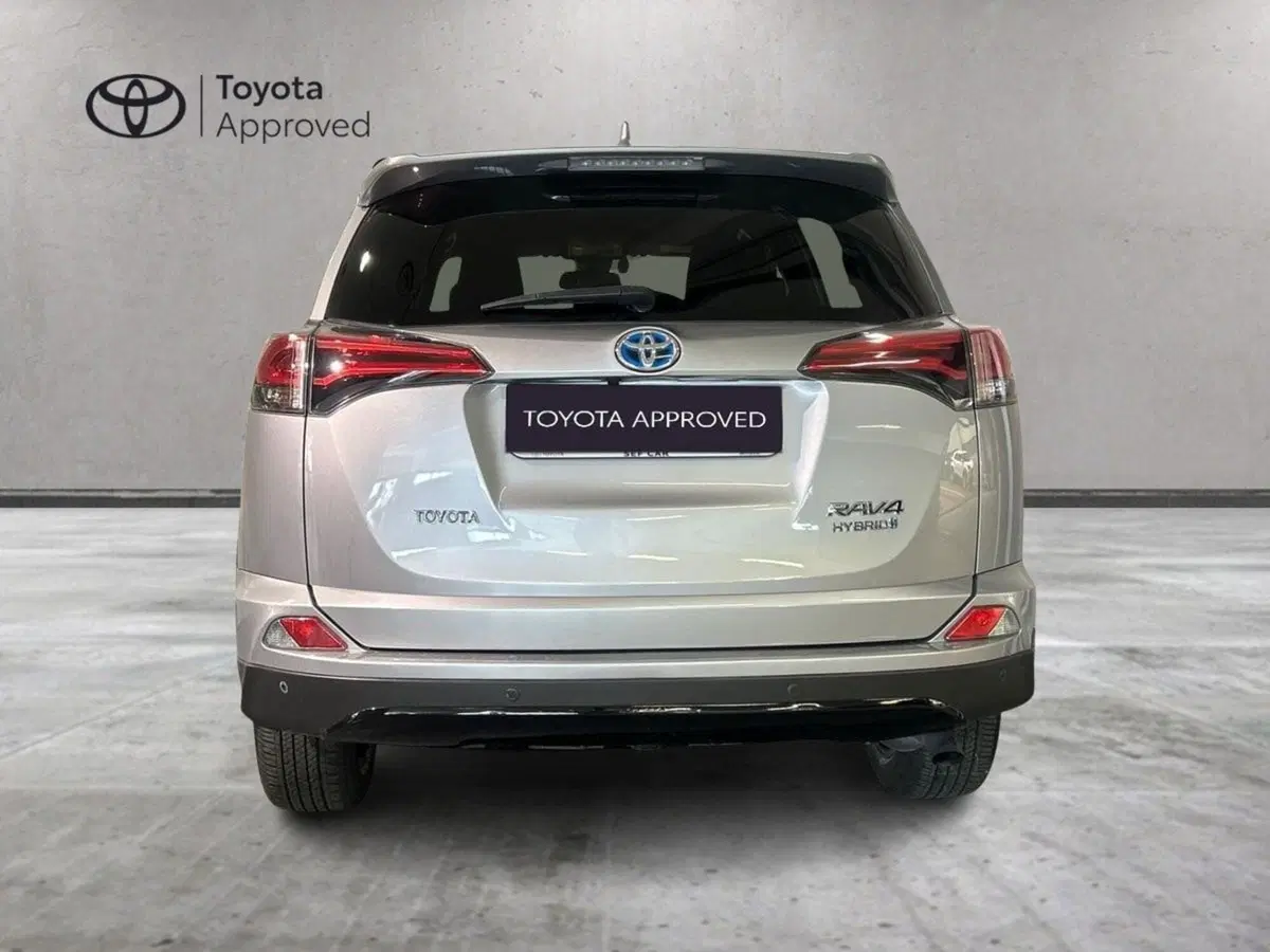 Toyota Rav4 usata a Milano (7)