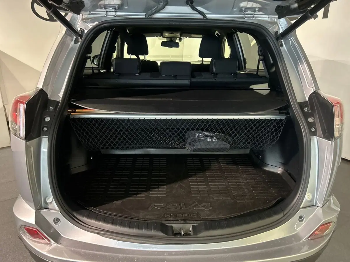 Toyota Rav4 usata a Milano (8)