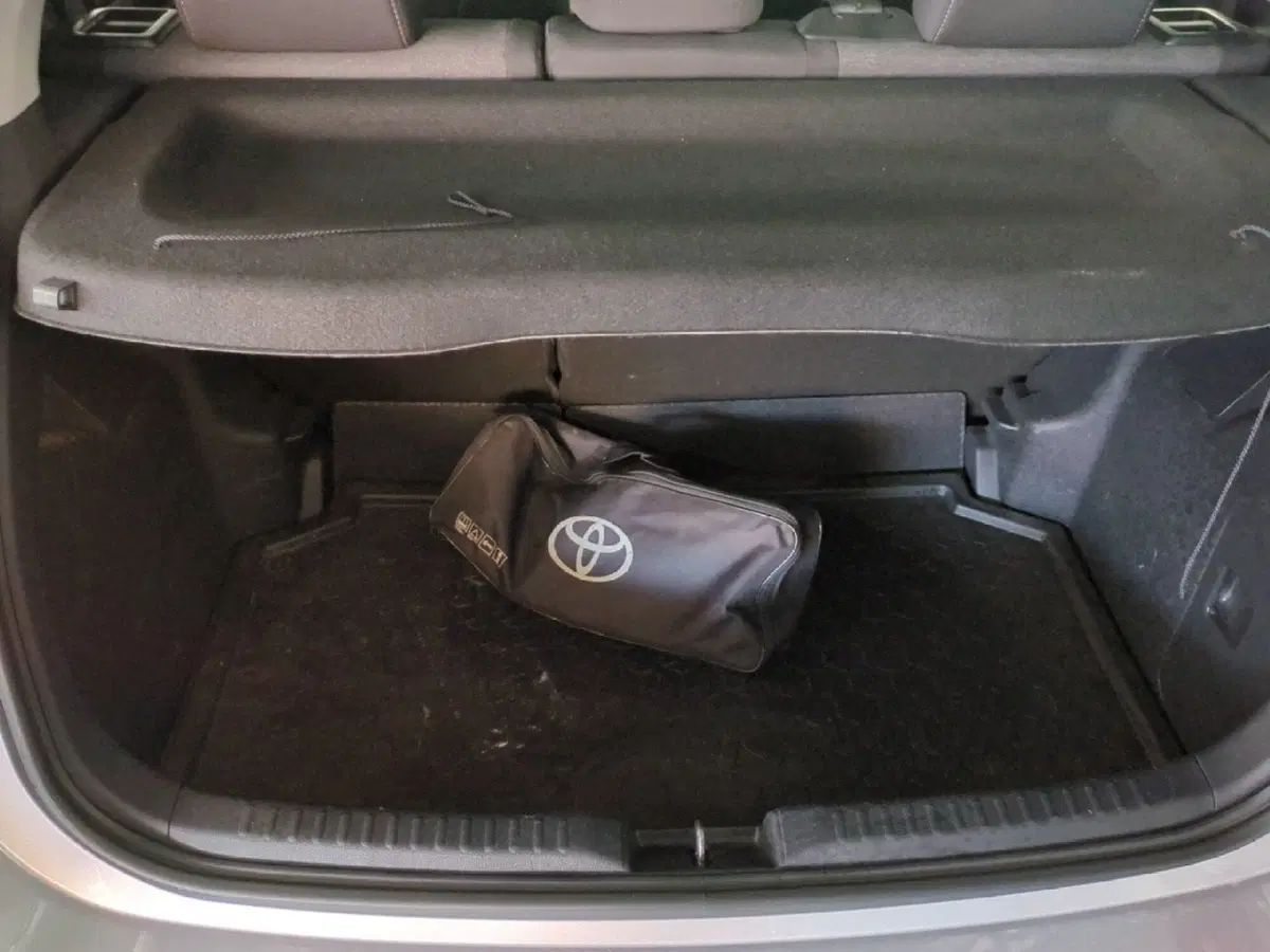 Toyota Yaris usata a Milano (10)