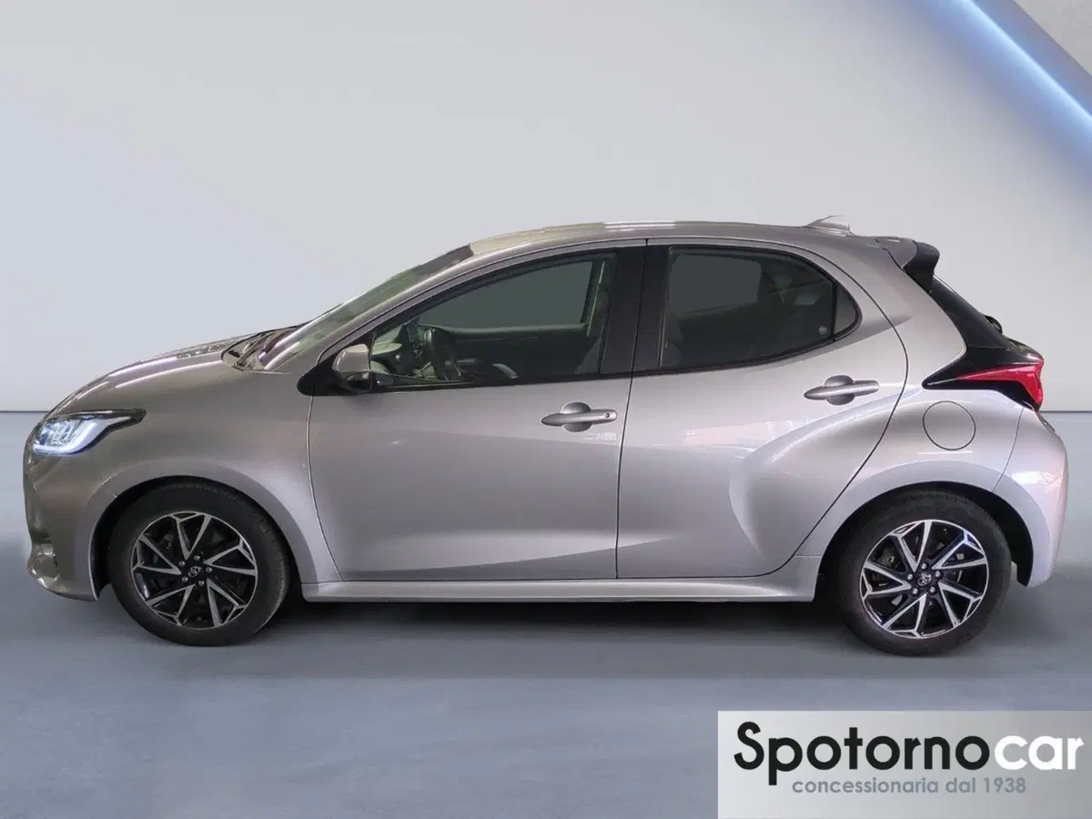 Toyota Yaris usata a Milano (2)