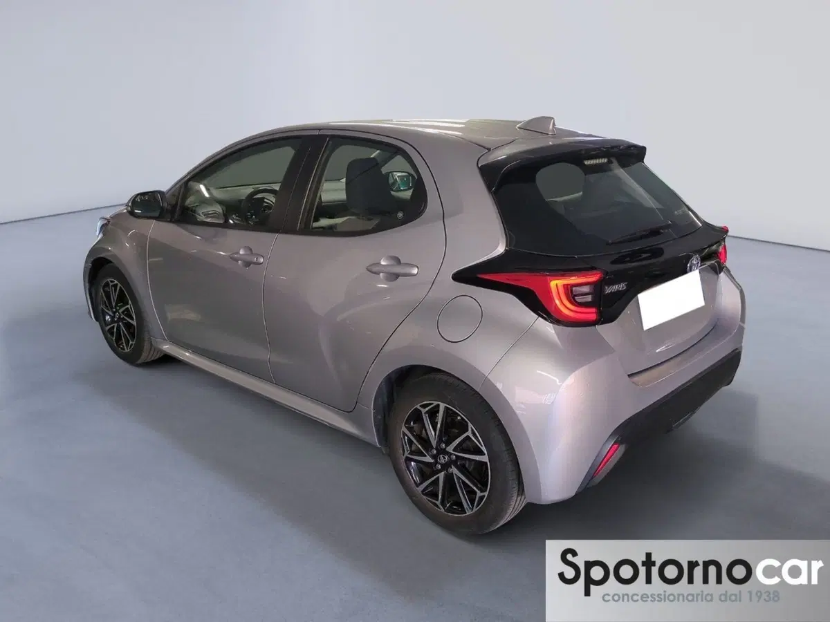 Toyota Yaris usata a Milano (3)